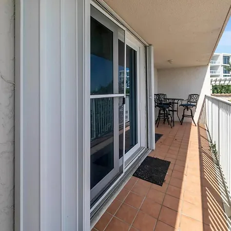 Beachcrest 101 - Directly On The Beach In The Heart Of Seagrove Beach Along 30A